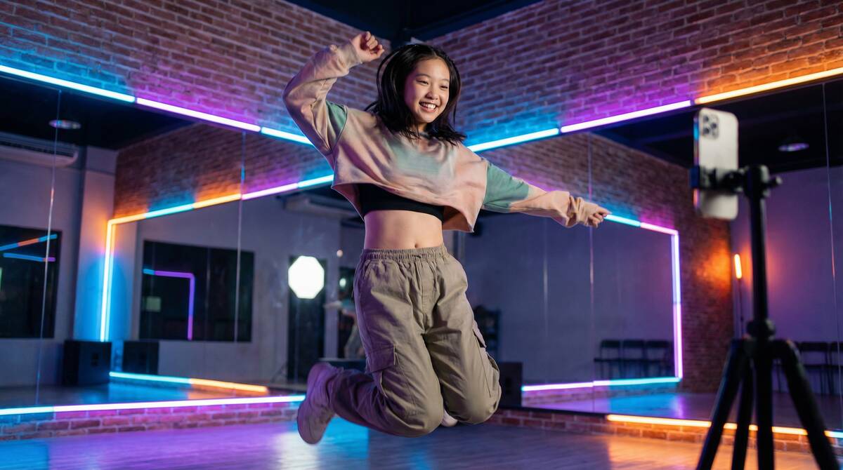 草莓视频舞蹈视频